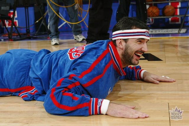 Rare Photos: Peja Stojakovic Photo Gallery | NBA.com