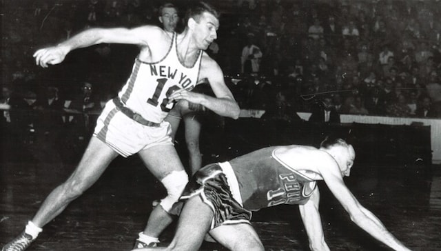 Former Knick Ernie Vandeweghe Passes Away At 86 Photo Gallery