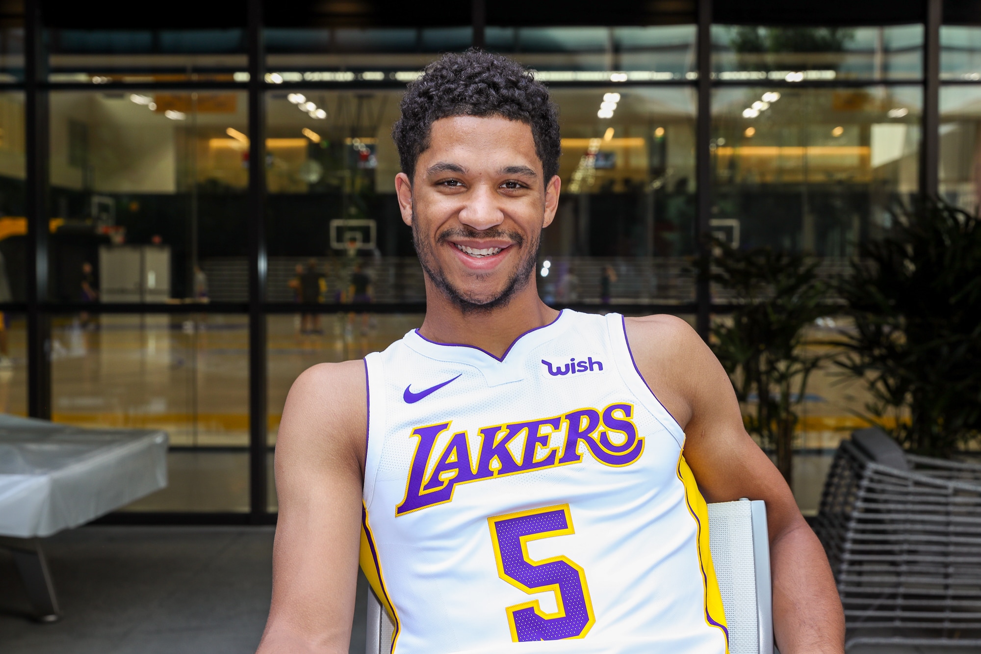 Nike Los Angeles Lakers Jersey Dress NWT LA Lakers Nike City Edition LakeShow LeBron James Jersey Nike Los Angeles Lakers Jersey Dress NWT LA Lakers Nike City Edition LakeShow LeBron James Jersey