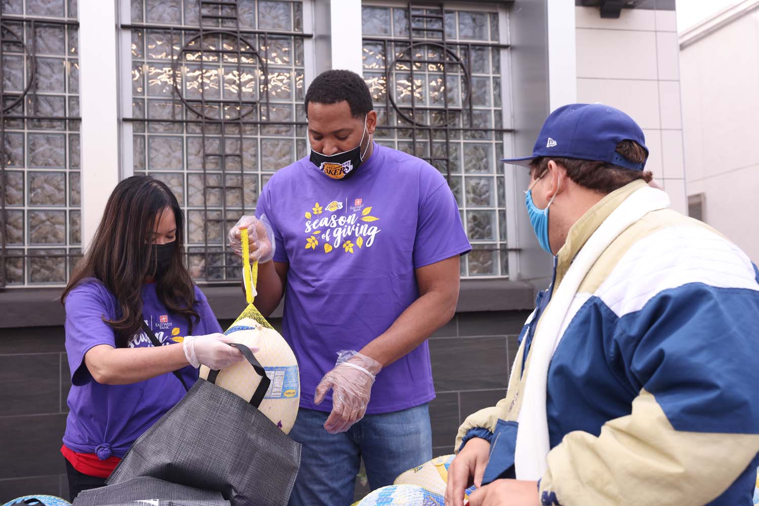 Slideshow-image: With the holiday season officially here, the Lakers Turkey Giveaway was another opportunity to give back to the community that cheers on the Lakers...