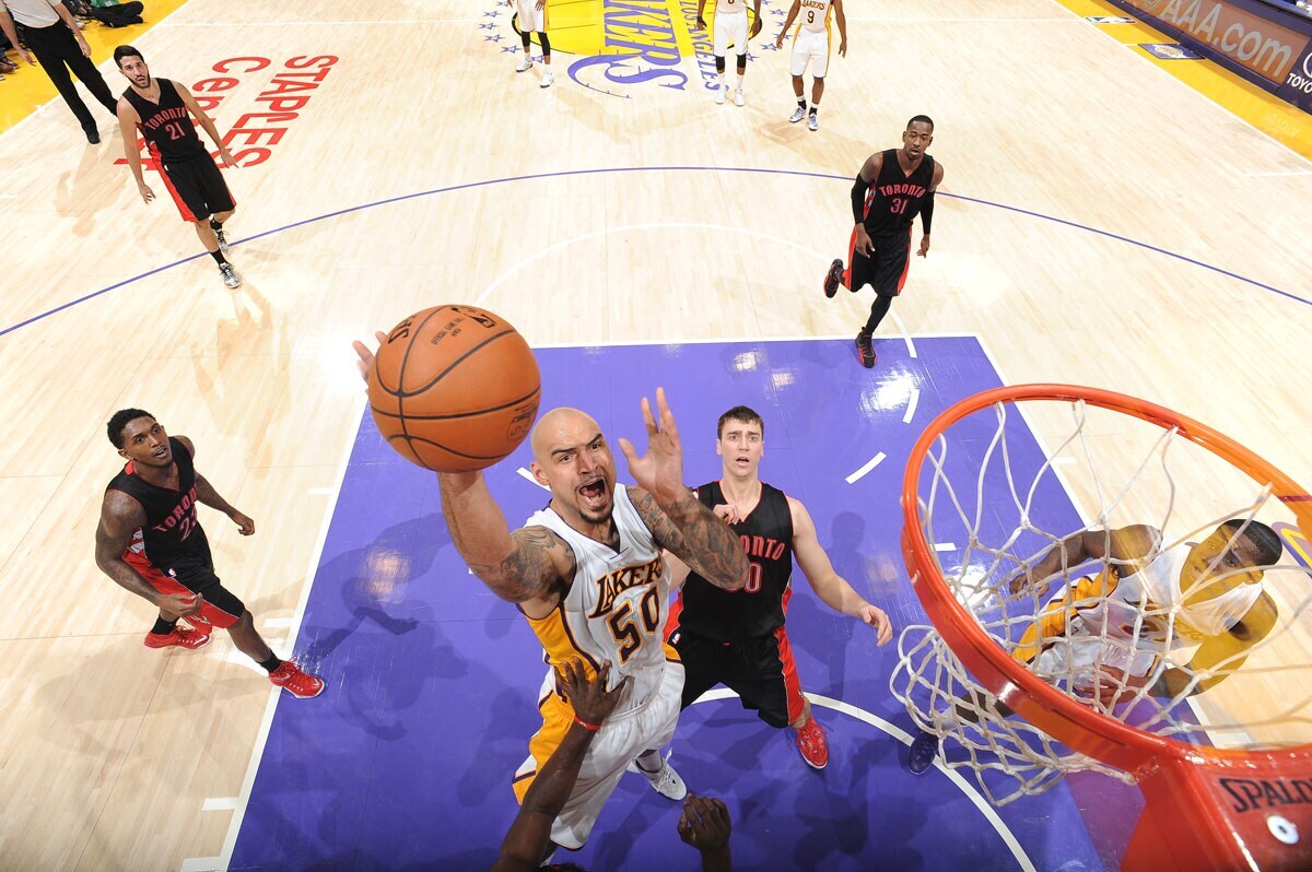 Photos Lakers vs. Raptors (11/30/14) Photo Gallery