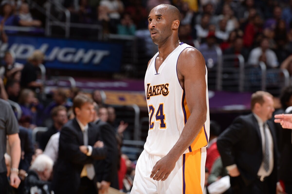 Photos Lakers vs. Raptors (11/30/14) Photo Gallery