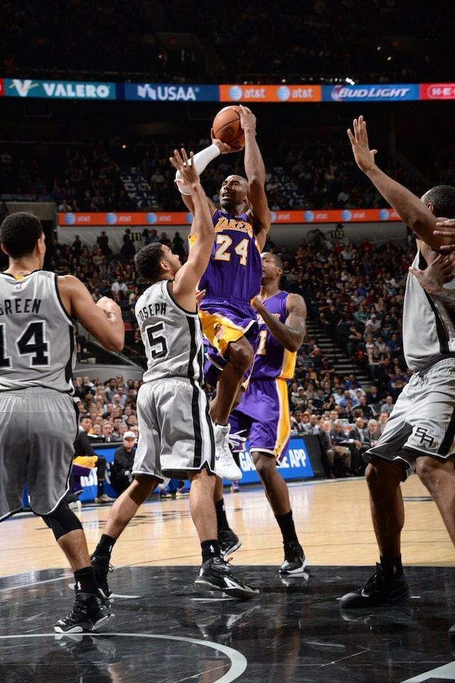 Photos Lakers vs. Spurs (12/12/14) Photo Gallery
