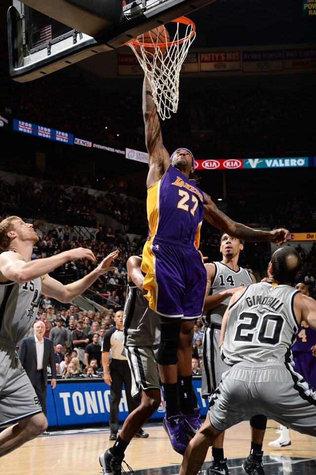Photos Lakers vs. Spurs (12/12/14) Photo Gallery