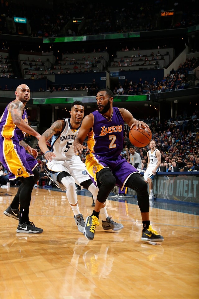 Photos Lakers vs. Grizzlies (3/6/15) Photo Gallery
