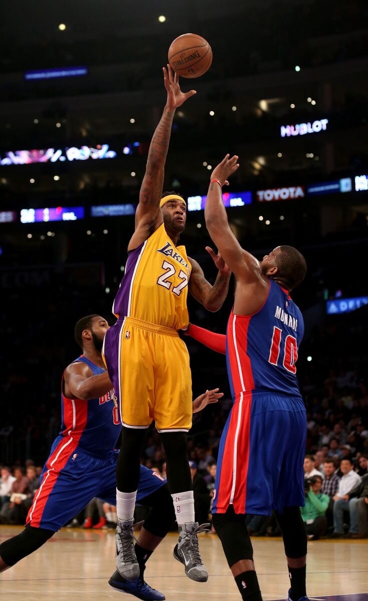 Photos Lakers vs. Pistons (3/10/15) Photo Gallery