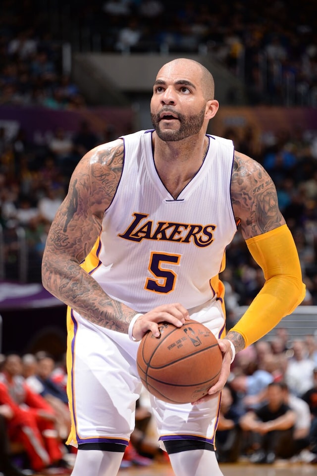 Photos Lakers vs. Hawks (3/15/15) Photo Gallery