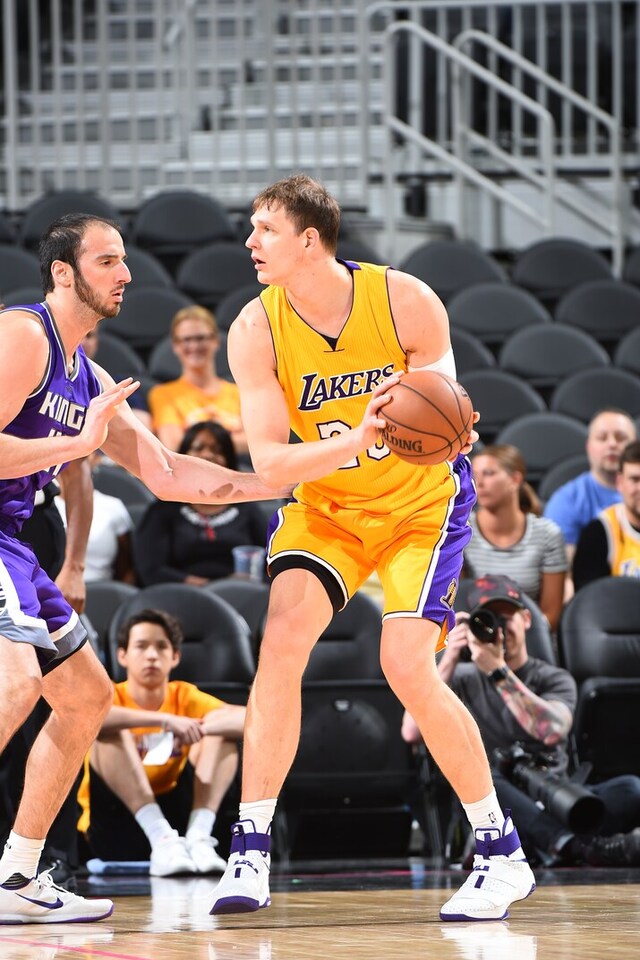 PHOTOS Lakers vs. Kings (10/13/16) Photo Gallery