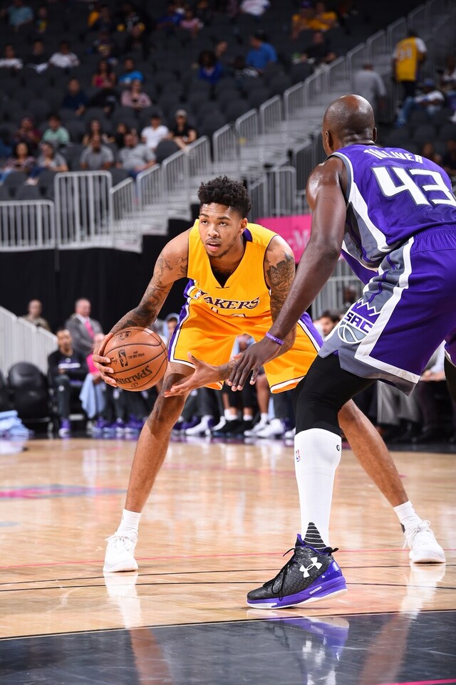 PHOTOS Lakers vs. Kings (10/13/16) Photo Gallery