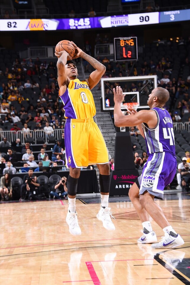 PHOTOS Lakers vs. Kings (10/13/16) Photo Gallery