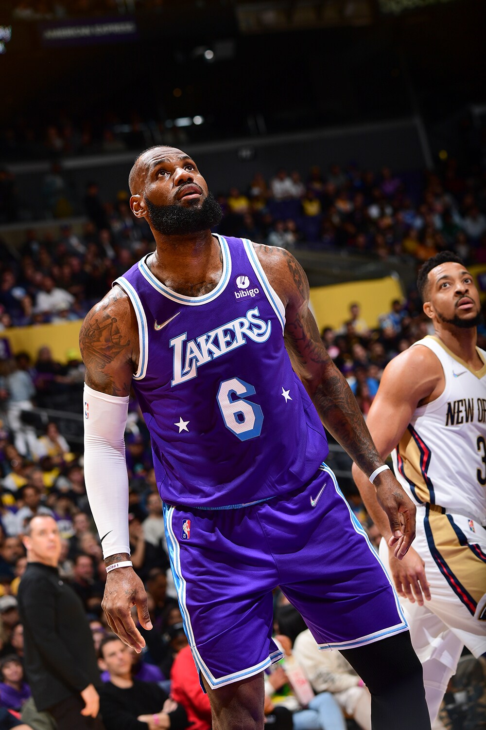 Photos Lakers vs Pelicans (4/1/22) Photo Gallery