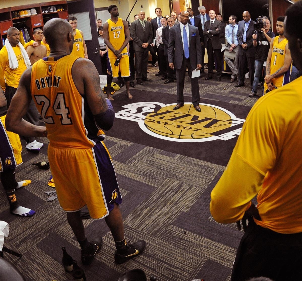 2015-16 Player Gallery: Kobe Bryant | Los Angeles Lakers