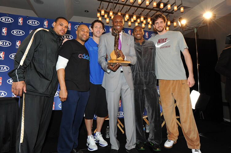 Lamar Odom - 2010-11 Sixth Man of the Year | Los Angeles Lakers