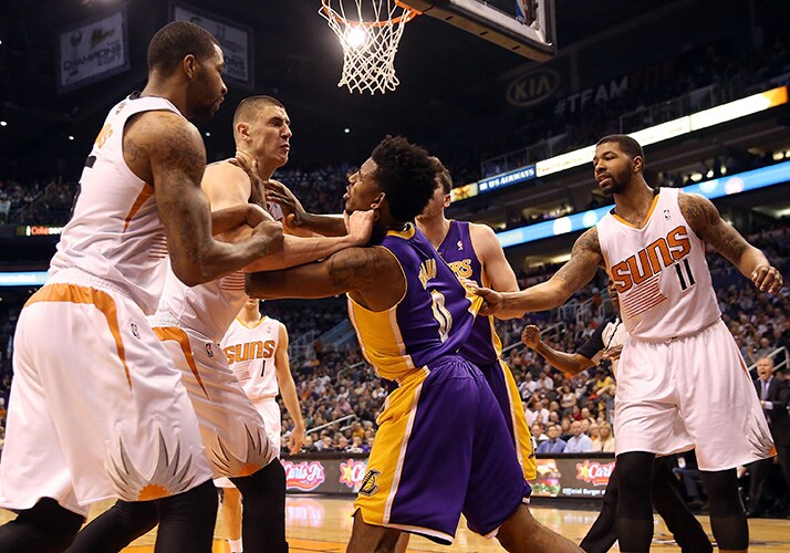 Photos Lakers vs. Suns 01/15/14 Photo Gallery