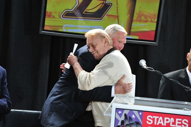 Dr. Jerry Buss: Through the Years Photo Gallery | NBA.com