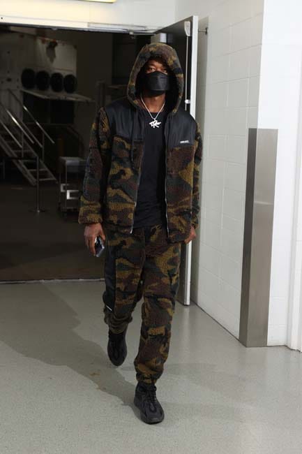 kyrie irving shoes red