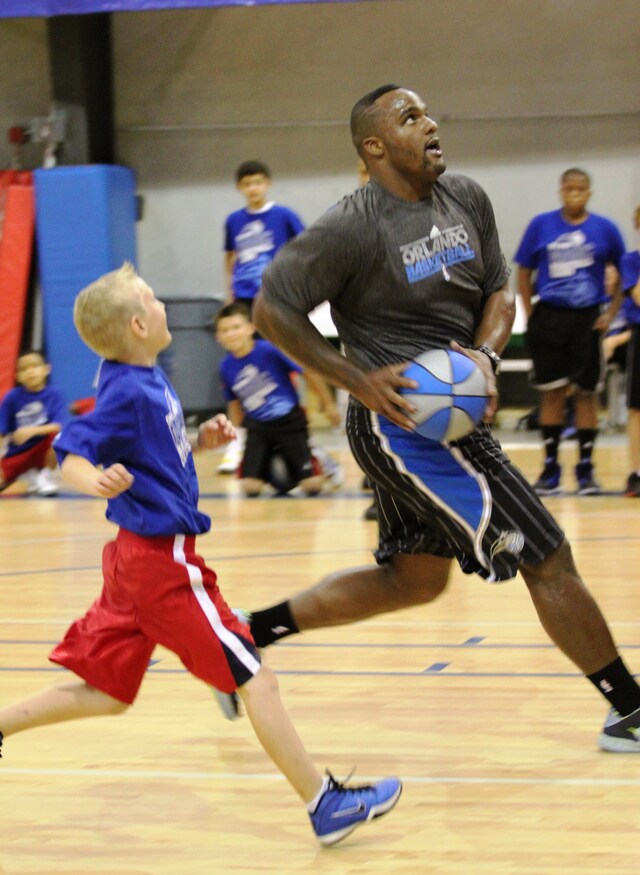 Glen Davis Basketball Camp Photo Gallery