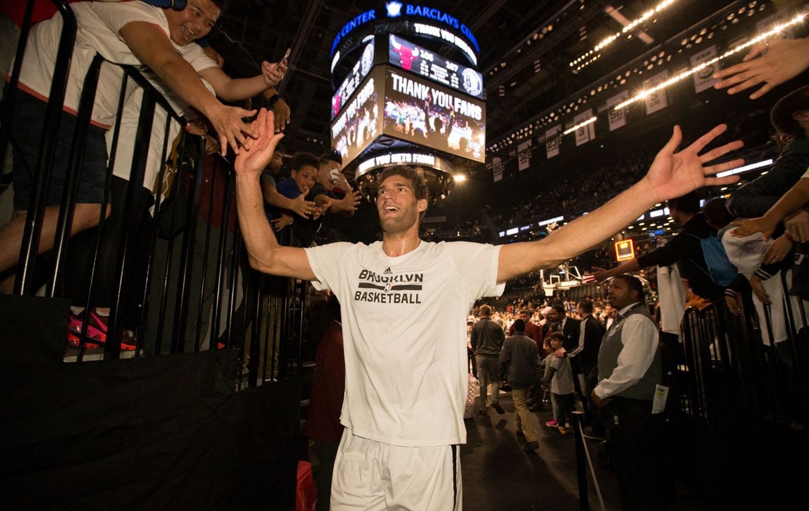 Brooklyn Nets Welcome Back Icon Brook Lopez | Brooklyn Nets