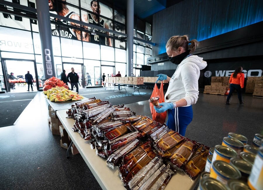 Mobile Food Pantry in Brooklyn Photo Gallery