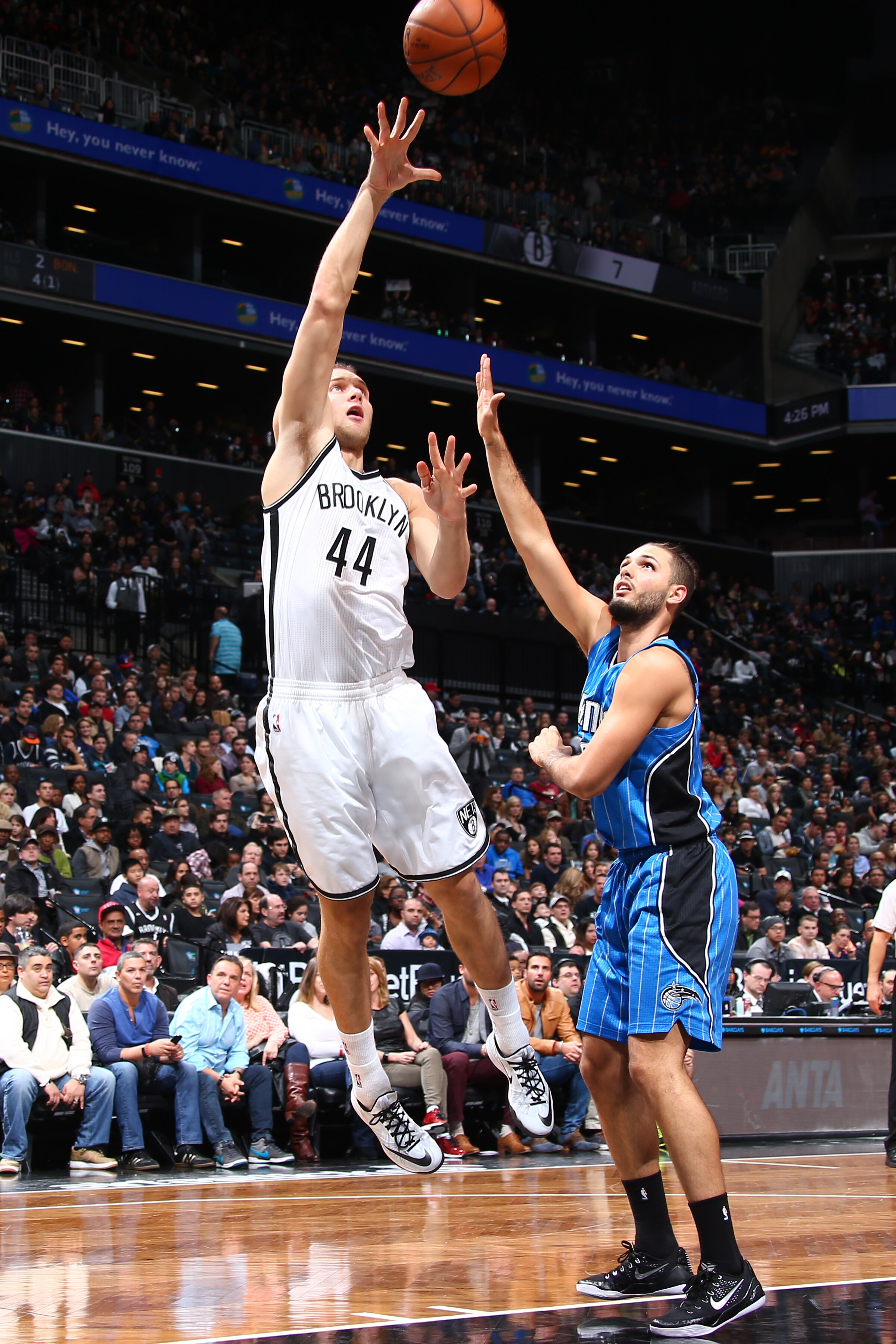 Gallery Nets vs. Magic Photo Gallery