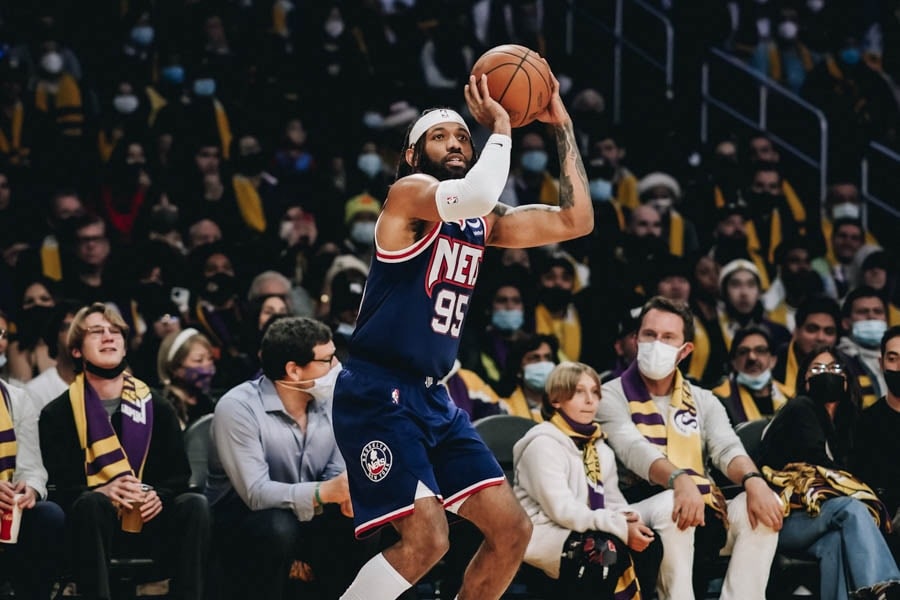 Gallery Nets vs. Lakers Photo Gallery