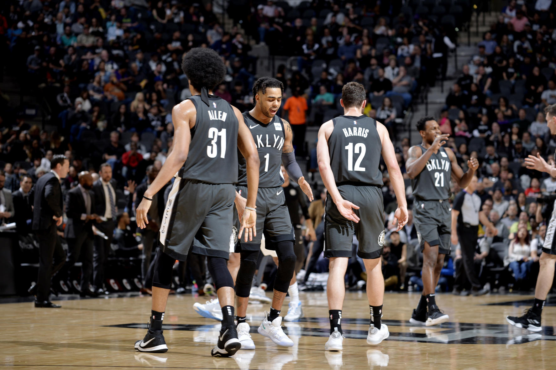 Gallery Nets at Spurs Photo Gallery