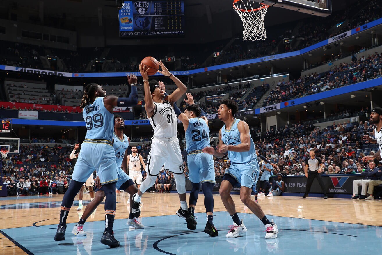 Gallery Nets vs. Grizzlies Photo Gallery