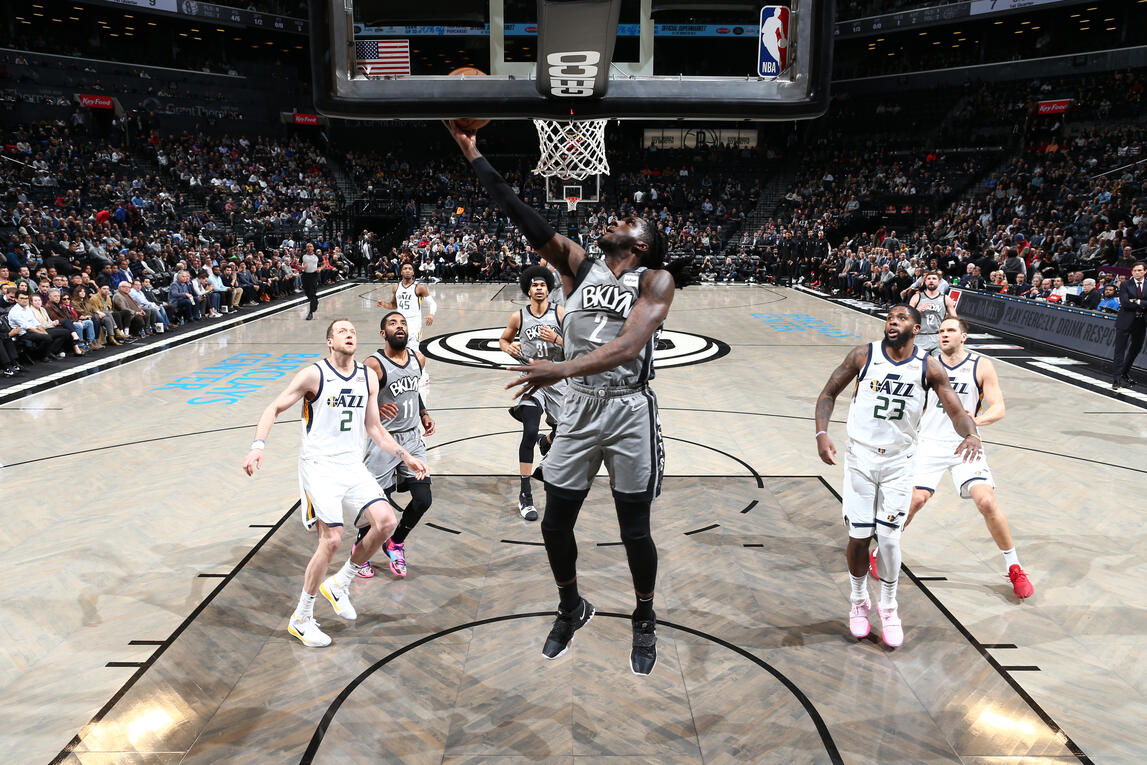Gallery Nets vs. Jazz Photo Gallery