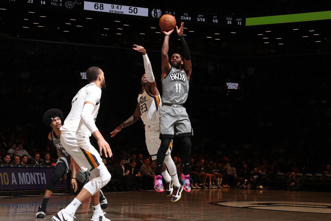 Gallery Nets vs. Jazz Photo Gallery