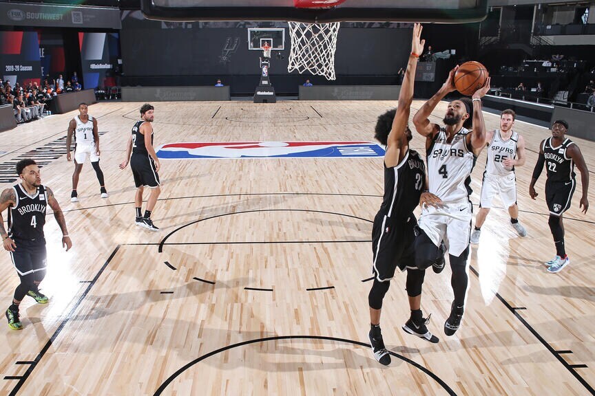 Gallery Nets vs. Spurs Photo Gallery