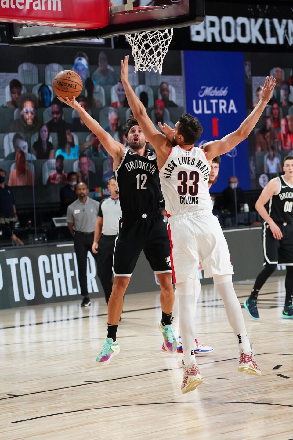 Gallery Nets vs. Trail Blazers Photo Gallery