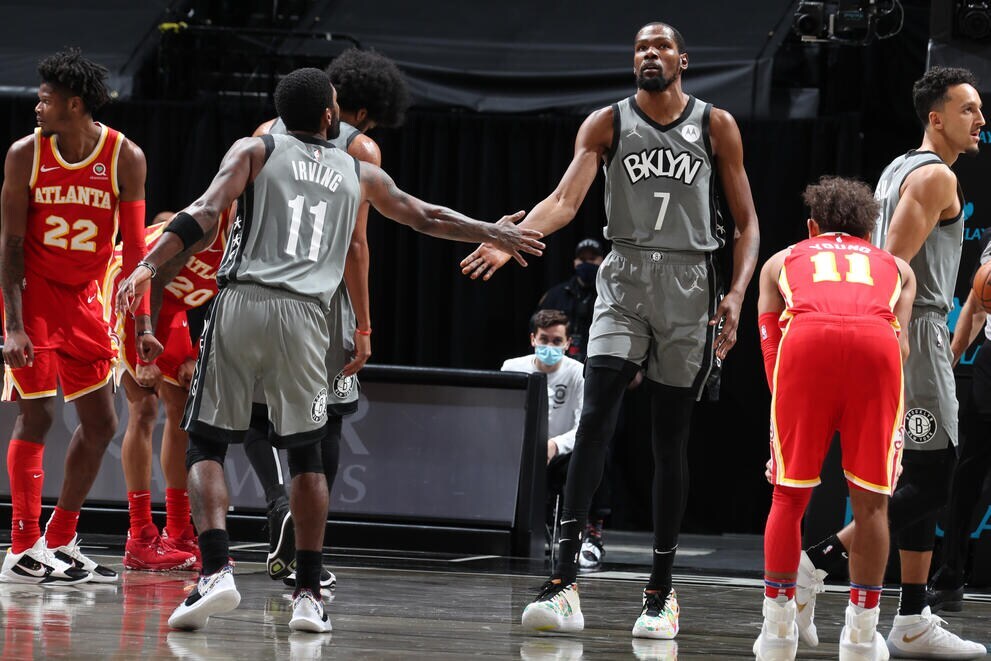 Gallery Nets vs. Hawks Photo Gallery
