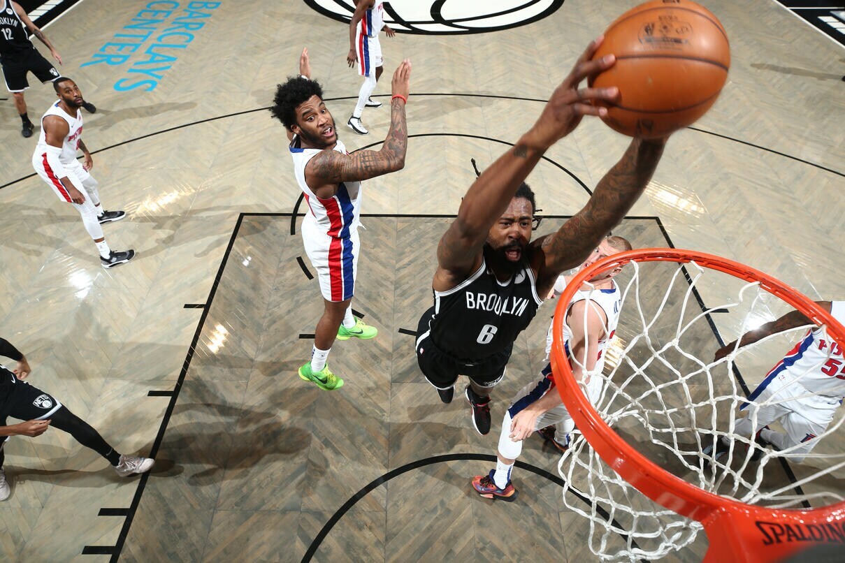Gallery Nets vs. Pistons Photo Gallery