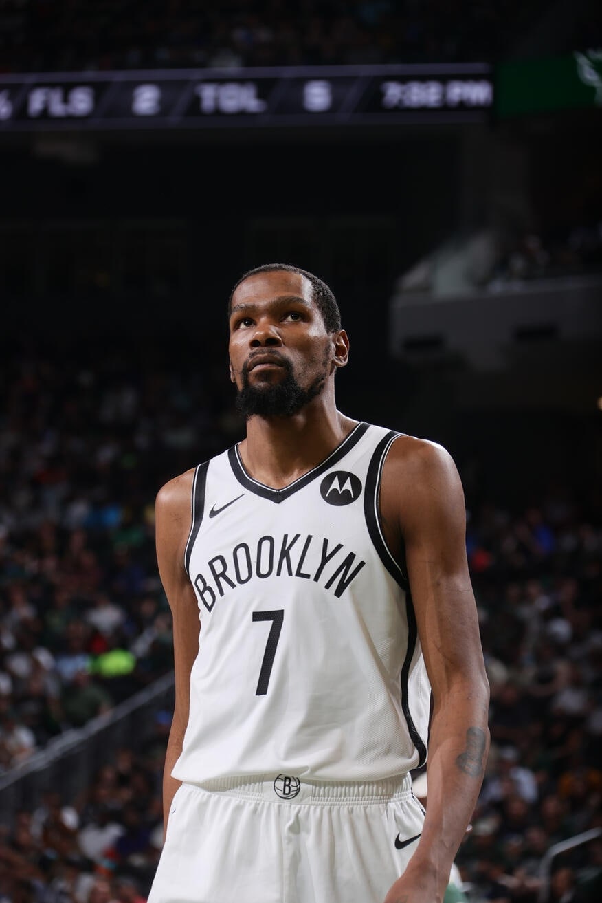 Gallery Nets vs. Bucks Game 3 Photo Gallery