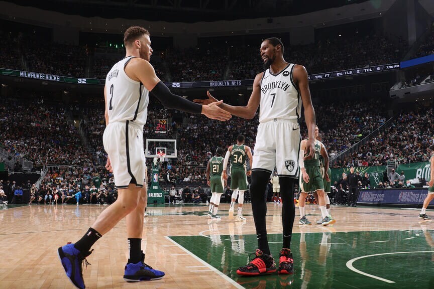 Gallery Nets vs. Bucks Game 3 Photo Gallery