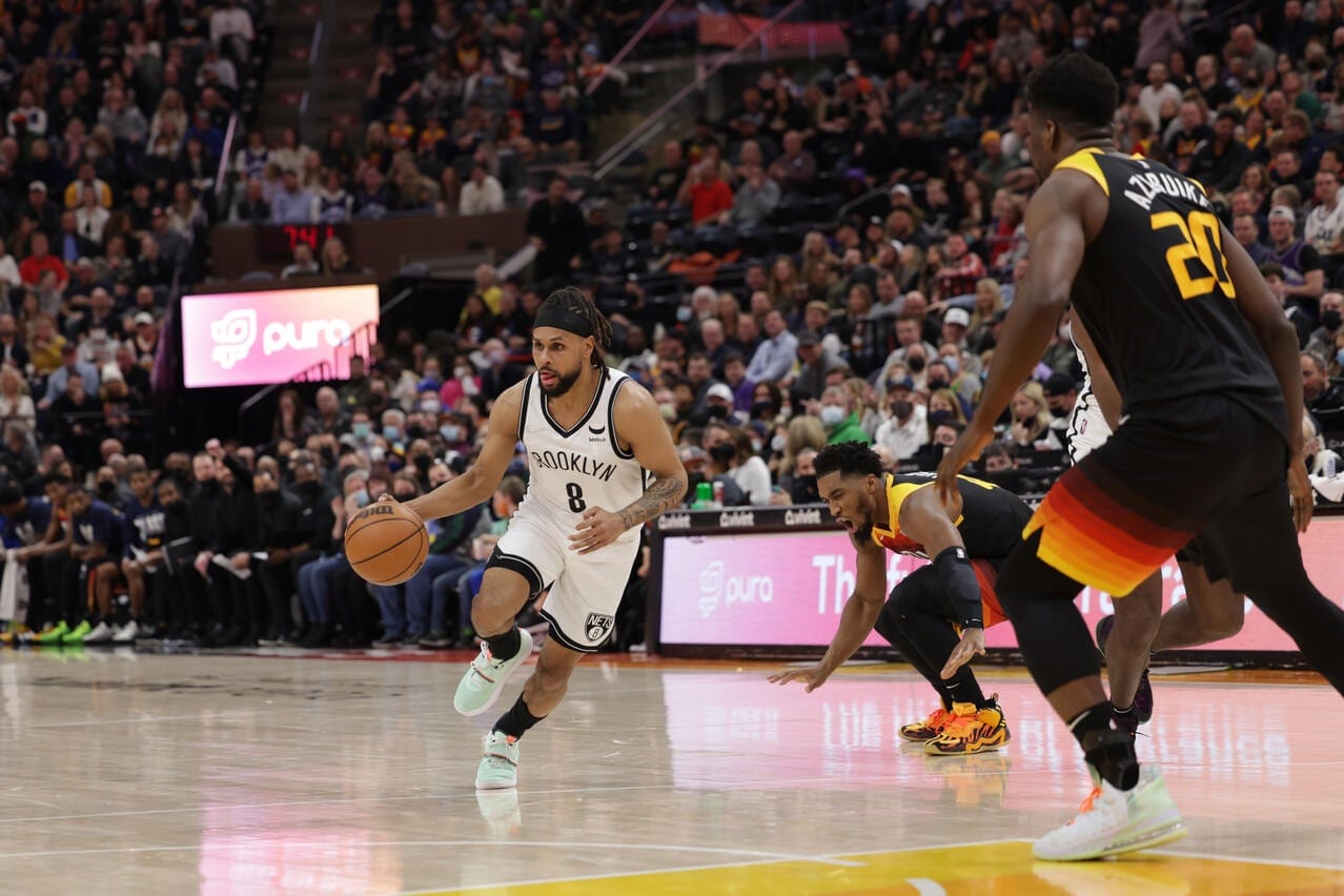 Gallery Nets vs. Jazz Photo Gallery