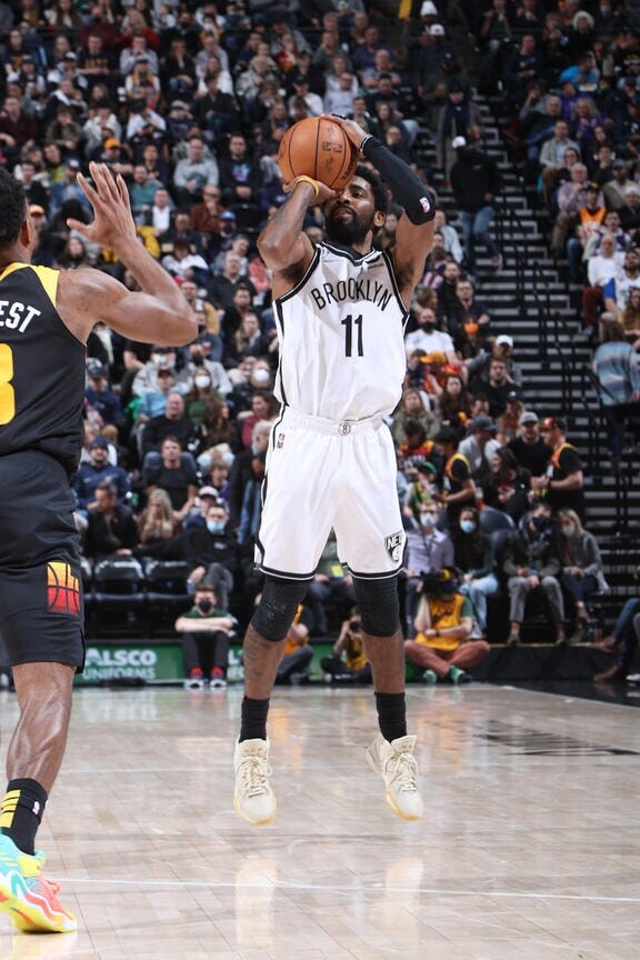 Gallery Nets vs. Jazz Photo Gallery
