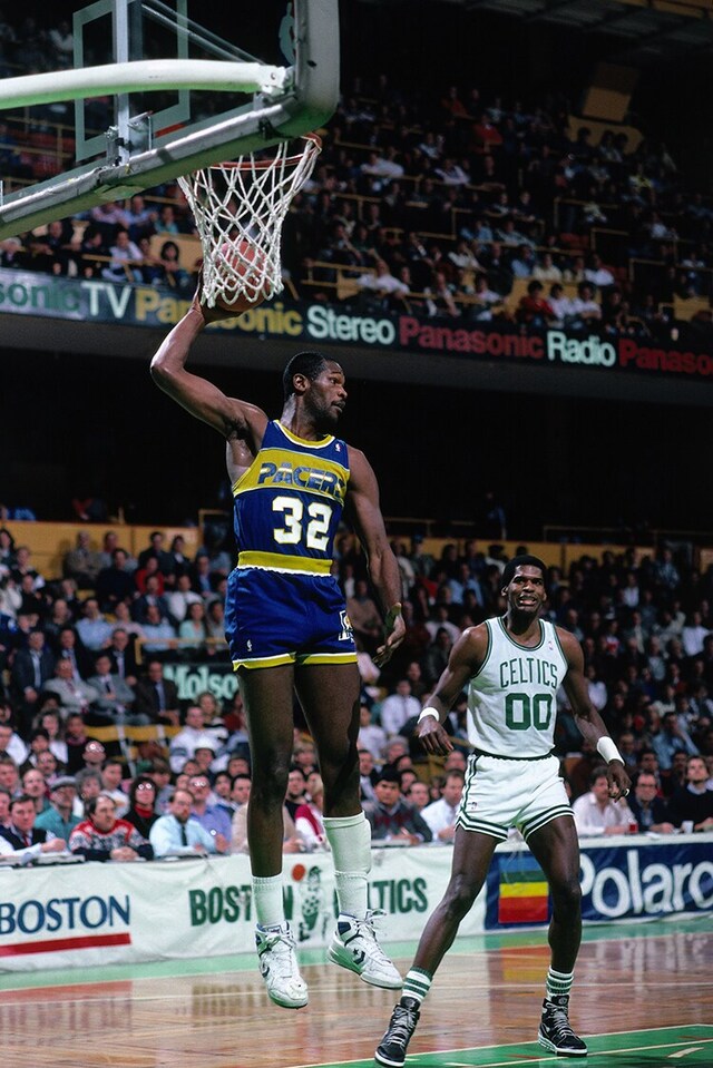 Top 10 Shot Blockers in Pacers History Photo Gallery