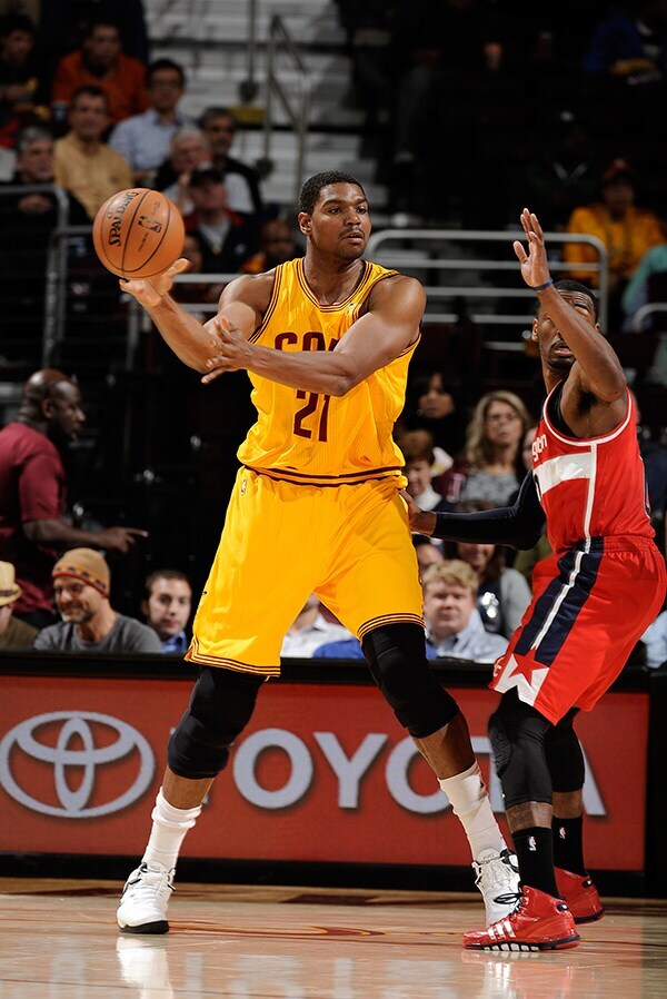 Andrew Bynum: First Half Gallery (Cavs) Photo Gallery | NBA.com