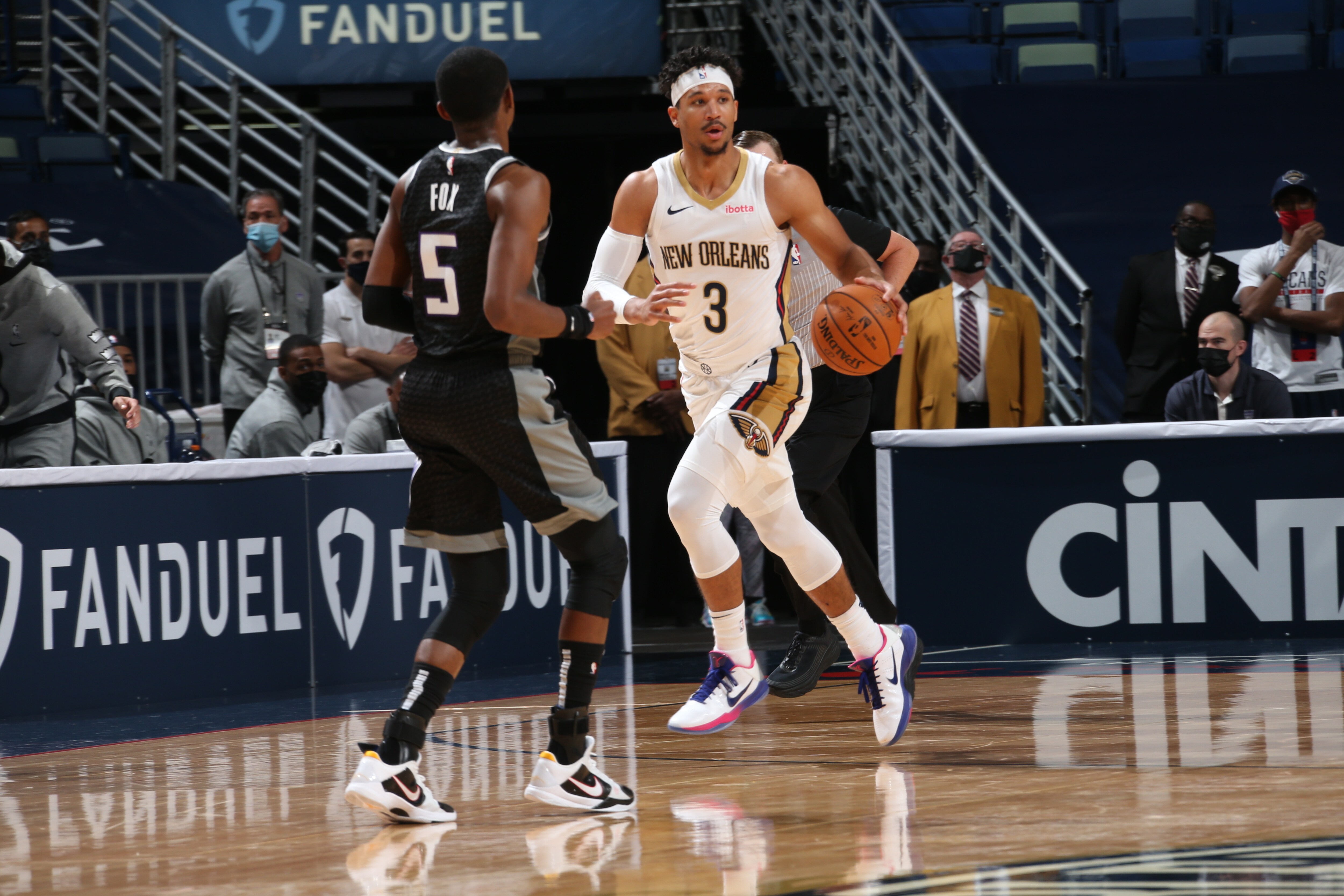 Pelicans vs. Suns COX Game Action Photos 2321 Photo Gallery