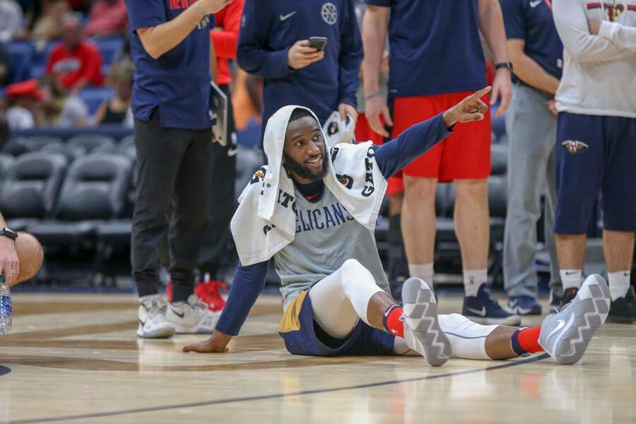 Fans and the 'Rookie Dance Off' at open practice 10-7-18