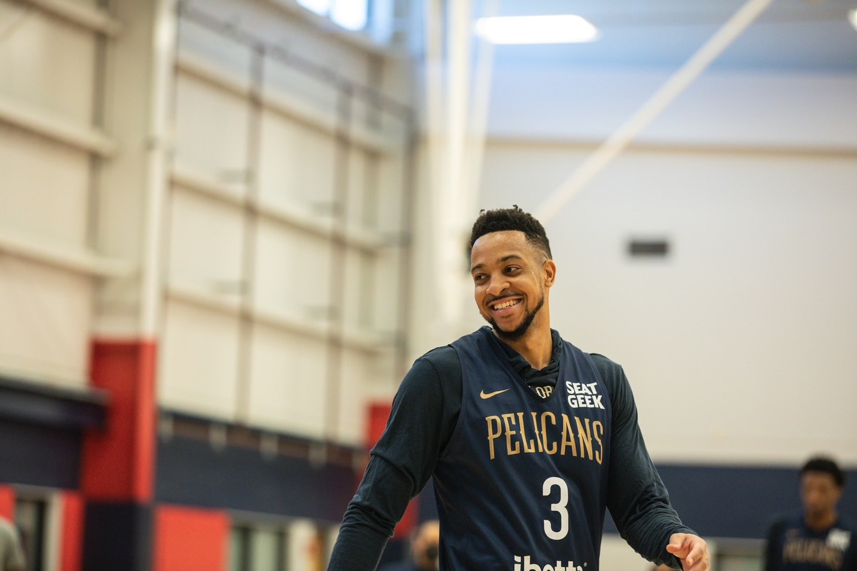 Pelicans agree on big package deal for CJ McCollum, reports say