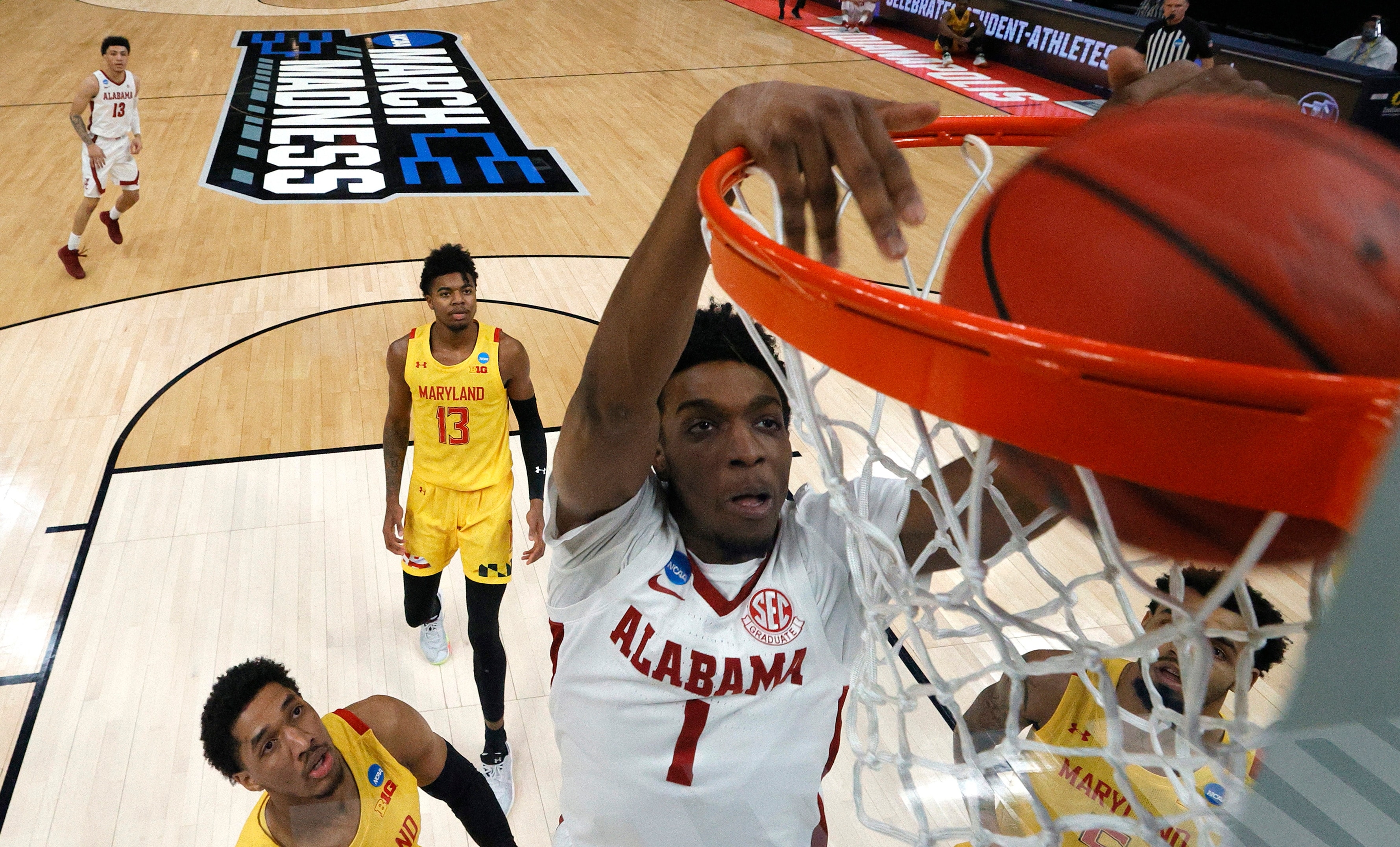 Pelicans pick Alabama’s Herbert Jones at No. 35