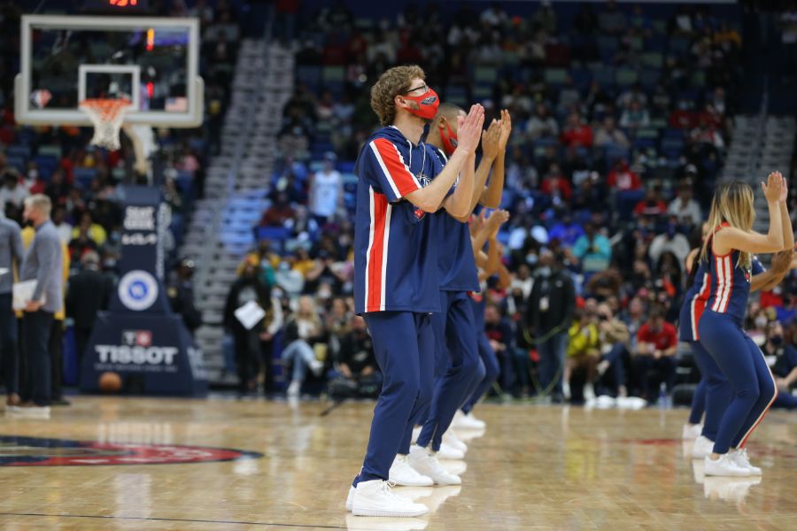 Lightbox-image: See New Orleans fans enjoy foot juggling halftime performances and more from last night's Pelicans game against the Memphis Grizzlies, February 15,...