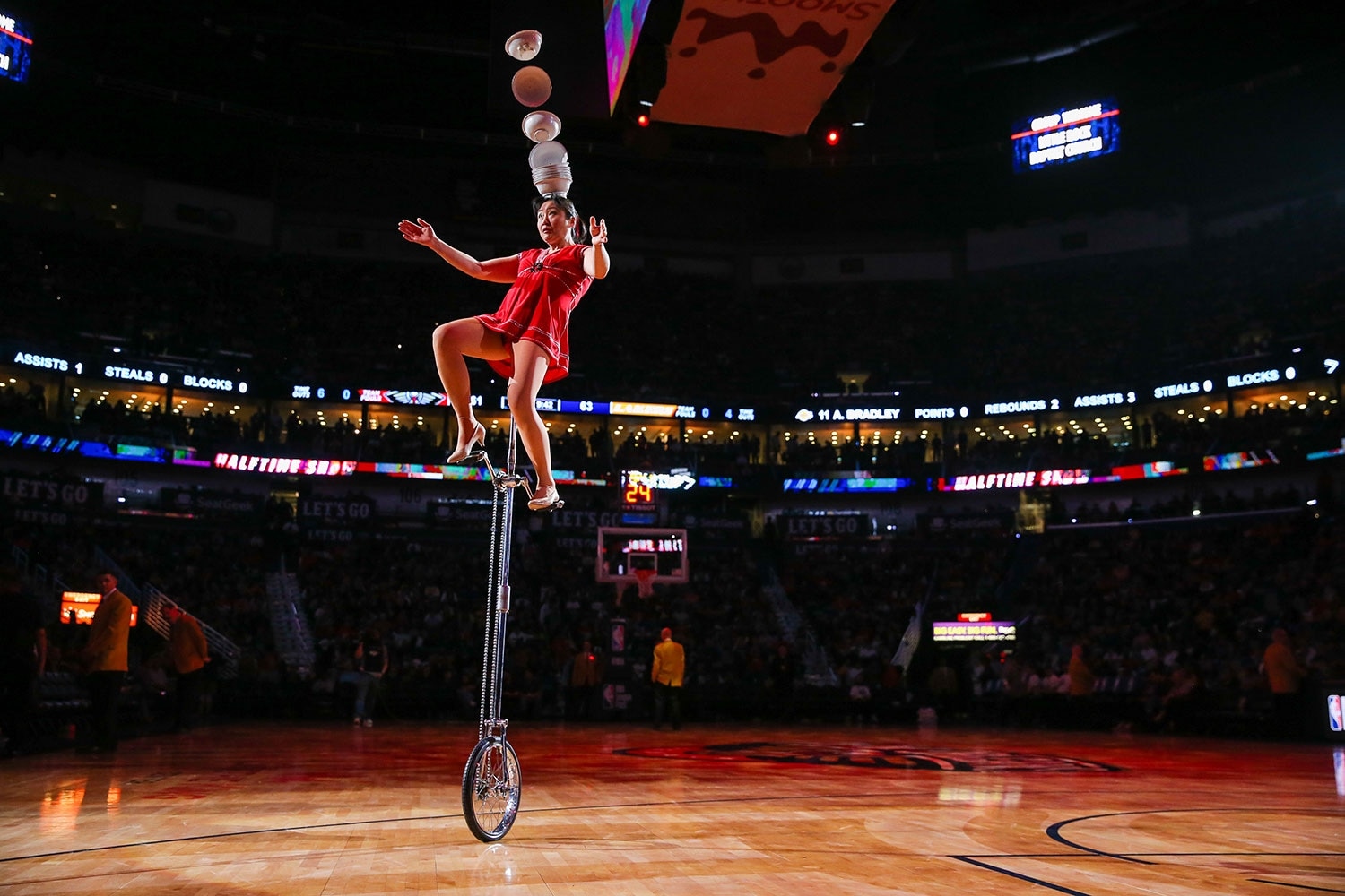 Pelicans vs. Lakers Entertainment Photos | 2019-20 Game 60 Photo