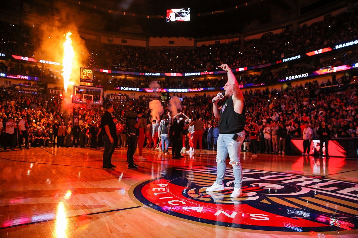 Pelicans vs. Lakers Entertainment Photos | 2019-20 Game 60 Photo