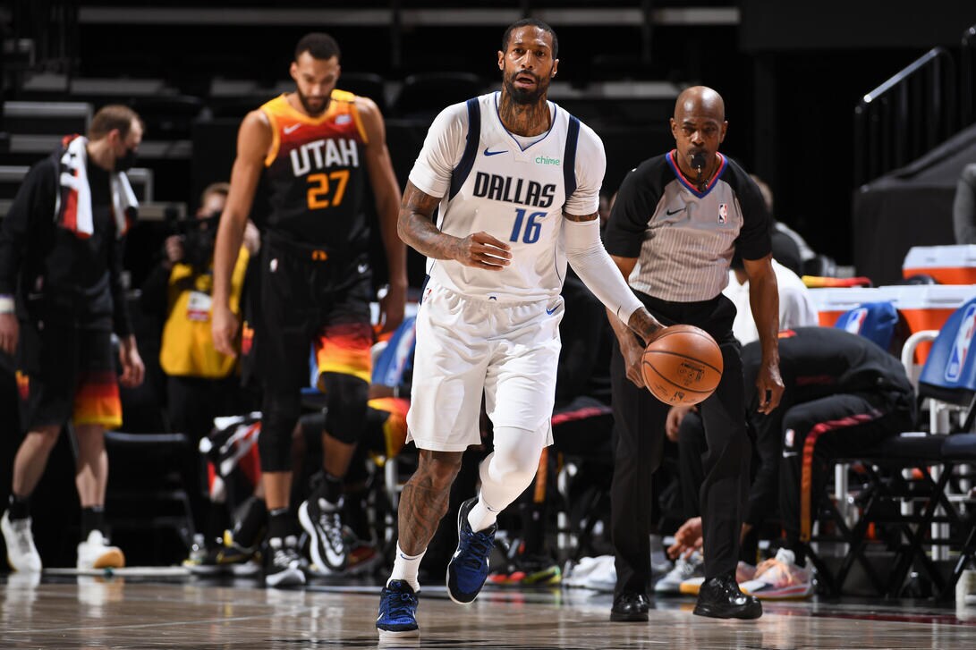 Dallas Mavericks v Utah Jazz