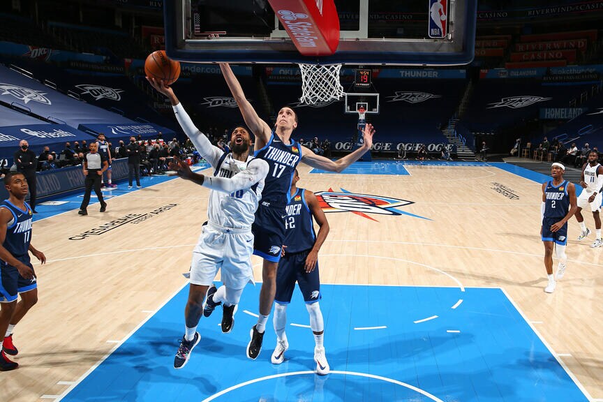 Dallas Mavericks v Oklahoma City Thunder