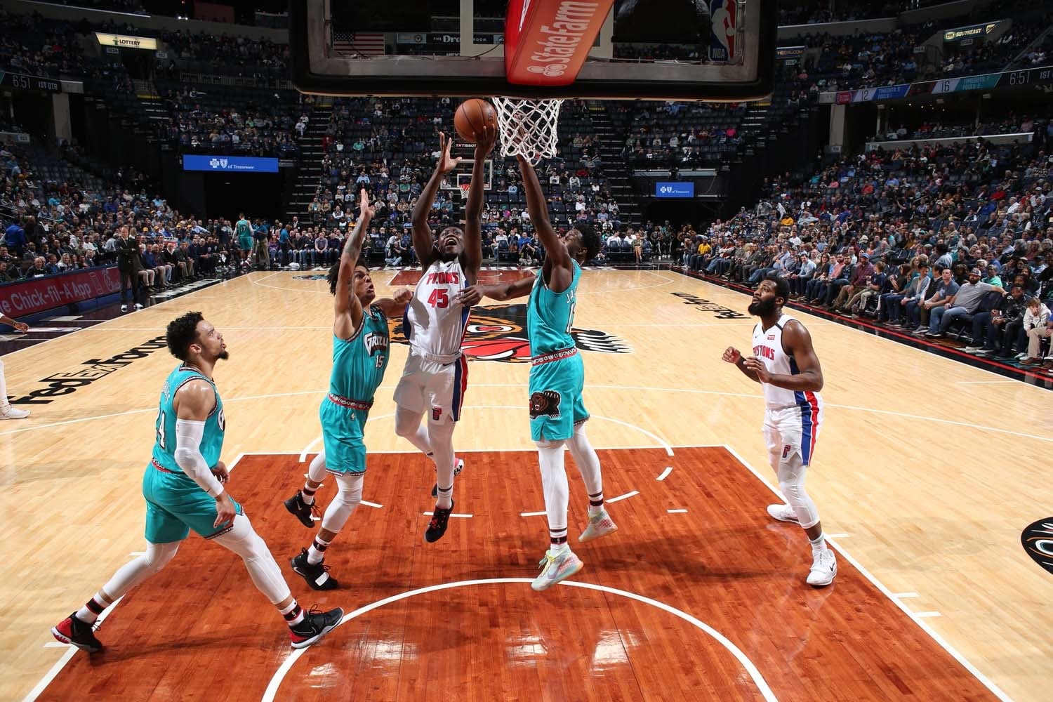 Pistons 82, Grizzlies 96 Photo Gallery