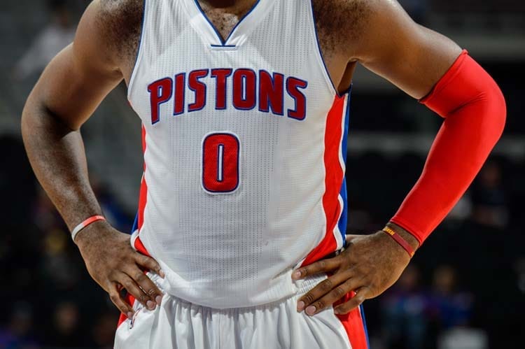 clavada de pistones de andre drummond